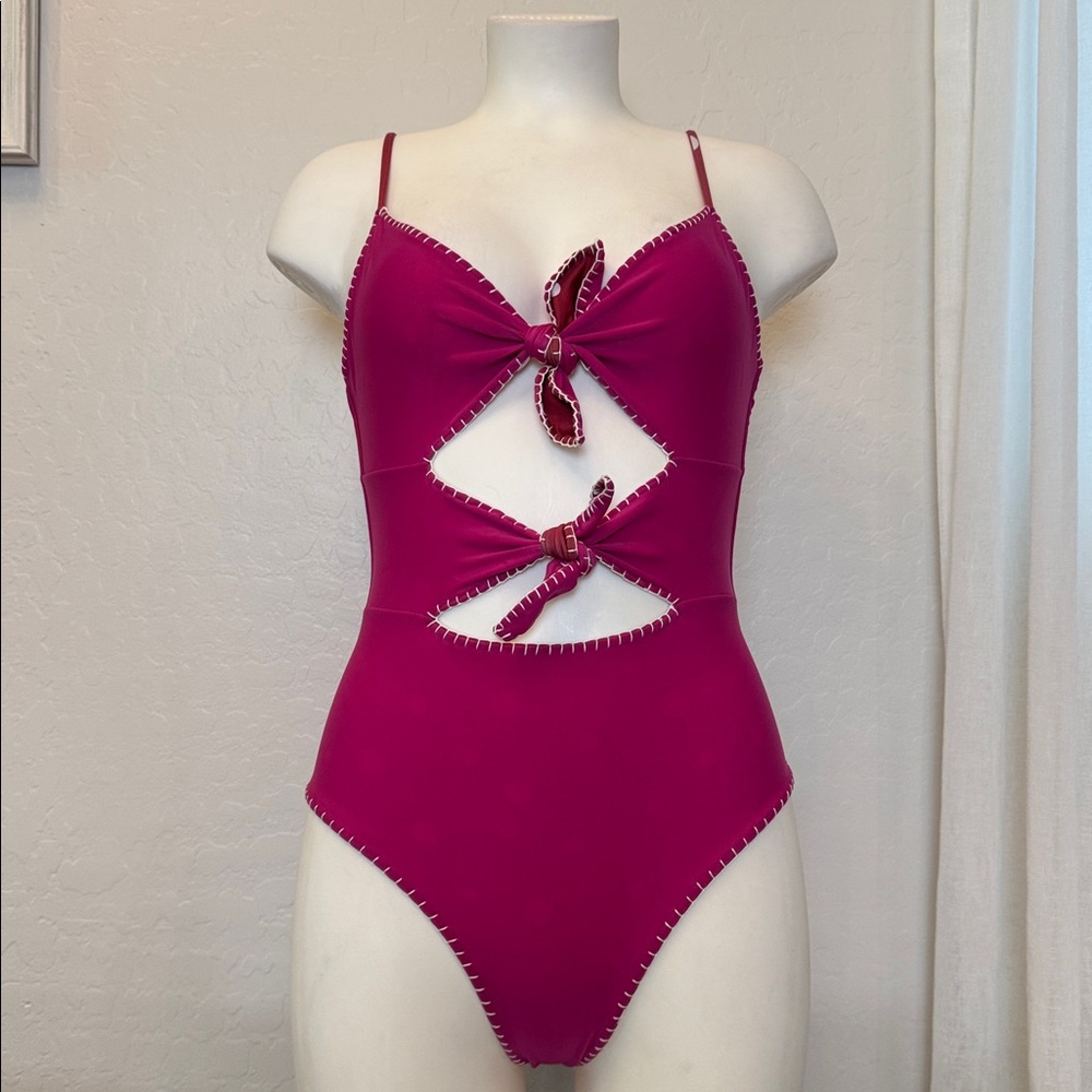 REVERSIBLE- Elegant Polka Dot One-Piece Swimsuit in Red - Picture 3 of 7